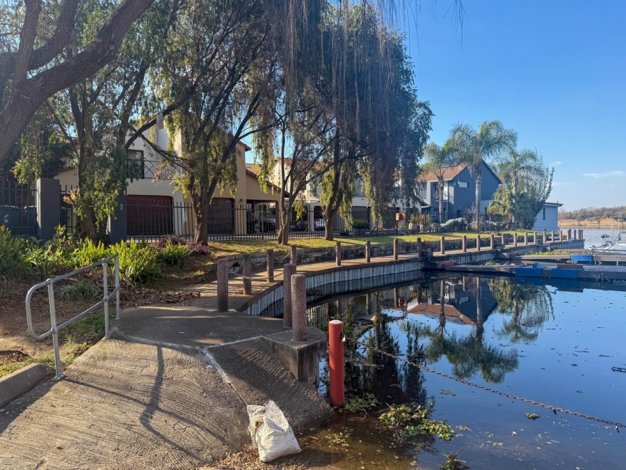 4 Bedroom Property for Sale in Eagles Landing North West